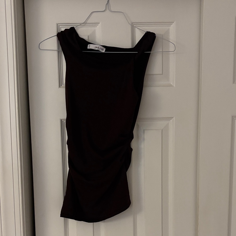 Elegant Brown Sleeveless Top